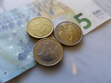 Mindestlohn in Deutschland : Sozialer Arbeitsplatzvernichter ?