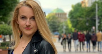 The media start-up taking on Bulgaria's corrupt press : Interview with Kristina Dimova