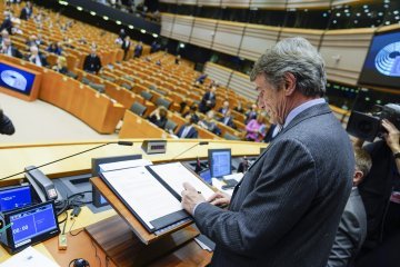 Le Parlement européen vote une résolution pour lutter contre la crise du COVID-19 