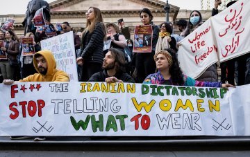 Frauen, Leben, Freiheit im Iran : Die Probleme der europäischen Inkonsequenz 