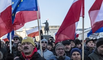 Polen protestieren gegen neue Regierung