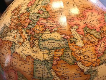 Editorial : What Future for a “Geopolitical” Europe ?