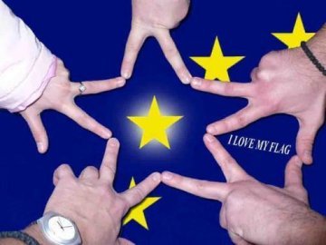 Il Parlamento europeo adotta i simboli dell'Europa