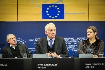 Jean-Marie Cavada: „Es gibt keinen Fortschritt bei der steuerlichen und sozialen Gleichheit in Europa“
