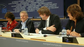 Le Groupe Spinelli propose une loi fondamentale pour l'Union européenne