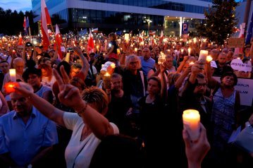 Division of power is dead. Long live the Party's justice !