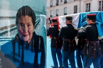 To Simone Veil, the Young Europeans are grateful