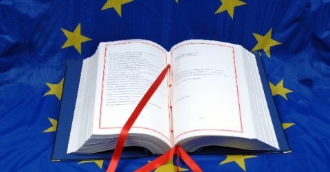 European Citizens' Initiative: Let's really open the door!