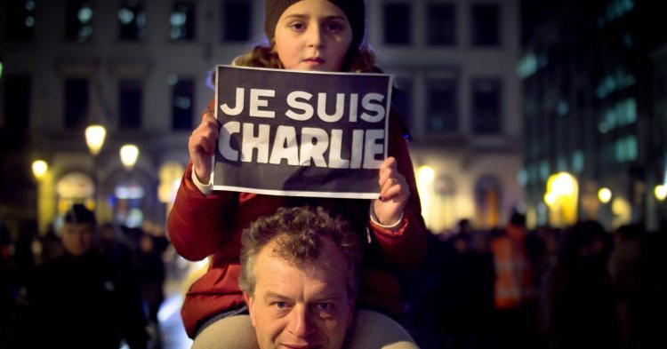 Charlie Hebdo : Courage au cœur et sourire aux lèvres
