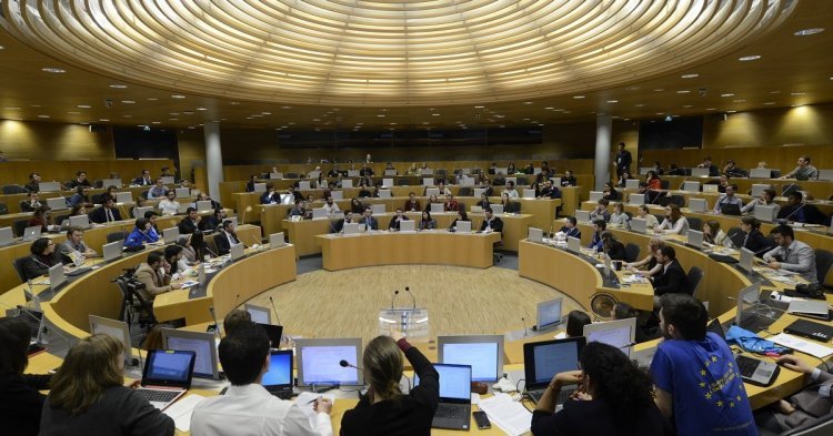 Une Constitution européenne pour et par les citoyens