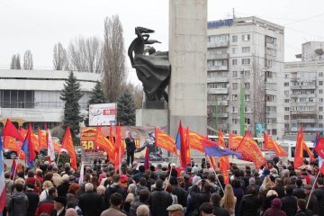 Democracy Under Pressure in Moldova : the importance of the result and the method