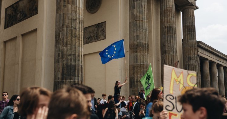 Polityka klimatyczna i ochrony środowiska „elektrycznym silnikiem” europejskiej integracji?