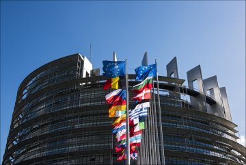 Le Parlement plutôt que le Président