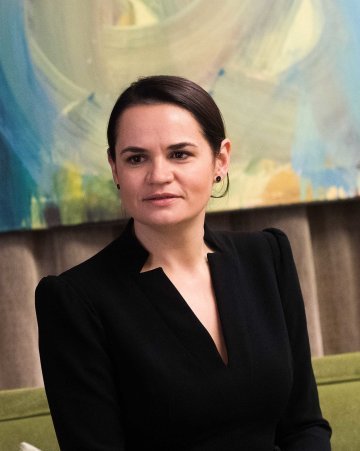 Dix-huit ans de prison pour le biélorusse Sergueï Tikhanovski : une peine qui vise Svetlana Tikhanovskaïa en plein coeur 