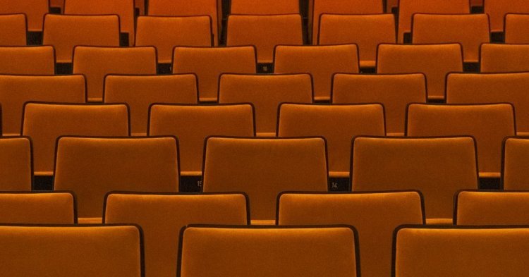 Albanien: Zerstörung des Nationaltheaters im Schatten von Corona