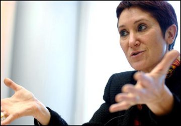 « Les députés ne sont pas les marionnettes des lobbyistes », pour Françoise Castex