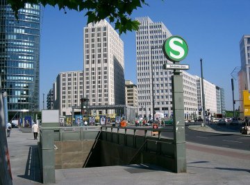 Berlin, le mur infranchissable (2/2)