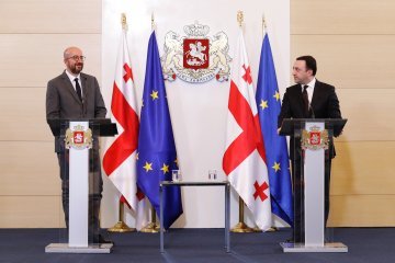 Wie politische Krisen in Georgien Russland in die Karten spielen
