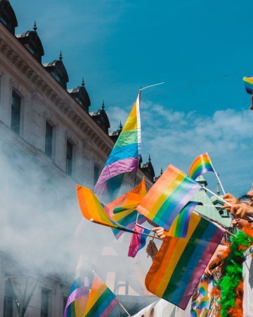 Traducere nouă : Situația comunității LQTBQI+ și drepturile acesteia în UE