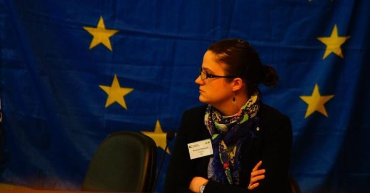 La société civile, un ami critique de l'Union européenne pour Pauline Gessant