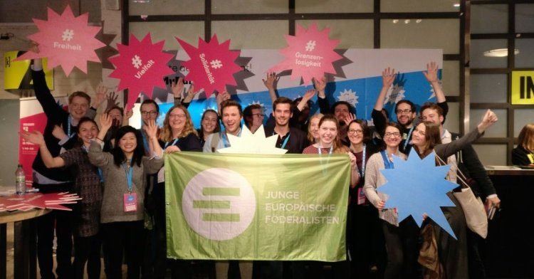 Visionär statt führerlos – Perspektiven beim EuropaCamp