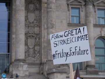Make the World Greta again