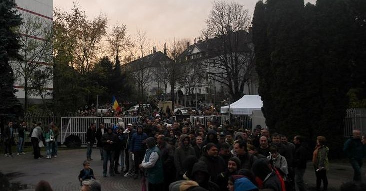 Elections présidentielles en Roumanie : le peuple plus fort que les manœuvres antidémocratiques