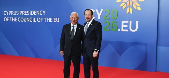 Einer für alle, alle für einen? Europas vergessene Beistandsklausel