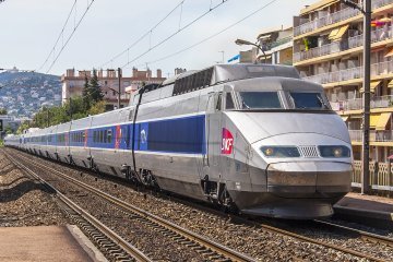 When the EU makes young people travel