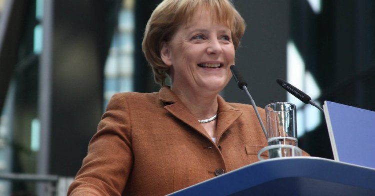 Trentenaire de la réunification allemande et départ d'Angela Merkel. Qui pour remplacer Mutti ?