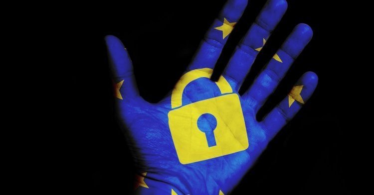Ogólne rozporządzenie o ochronie danych osobowych (RODO): symbol Europy, która chroni