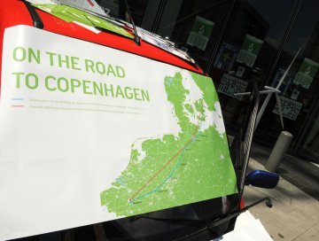 International Climate Policy Post-Copenhagen : what role for the EU ?