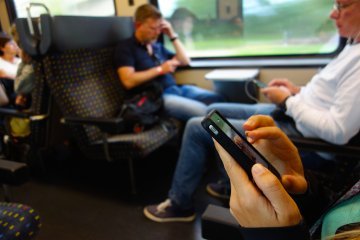 Kommission : Roaming-Gebühren sollen nur begrenzt entfallen