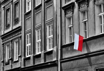 EIL: Rechtsruck bei Wahl in Polen